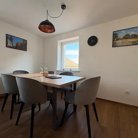Apartmenthaus Alte Scheune アパート グンツェンハウゼン